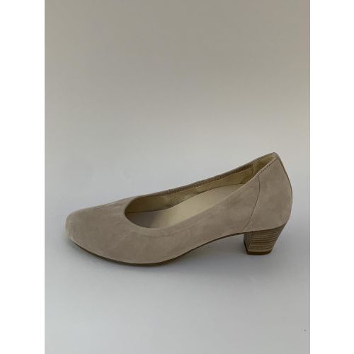 Gabor Pump Nude