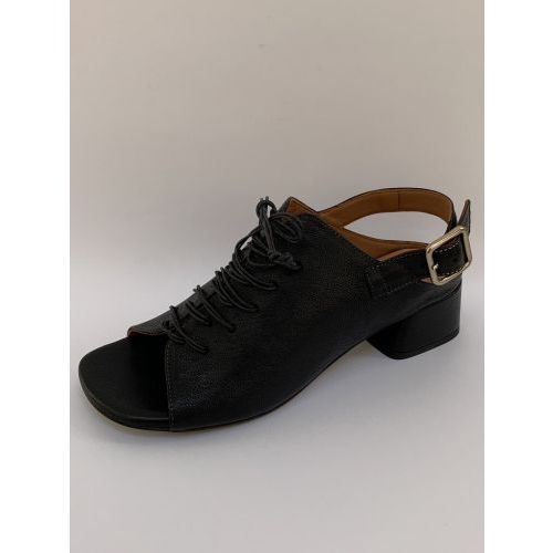 Mat:20 Sandaal Zwart