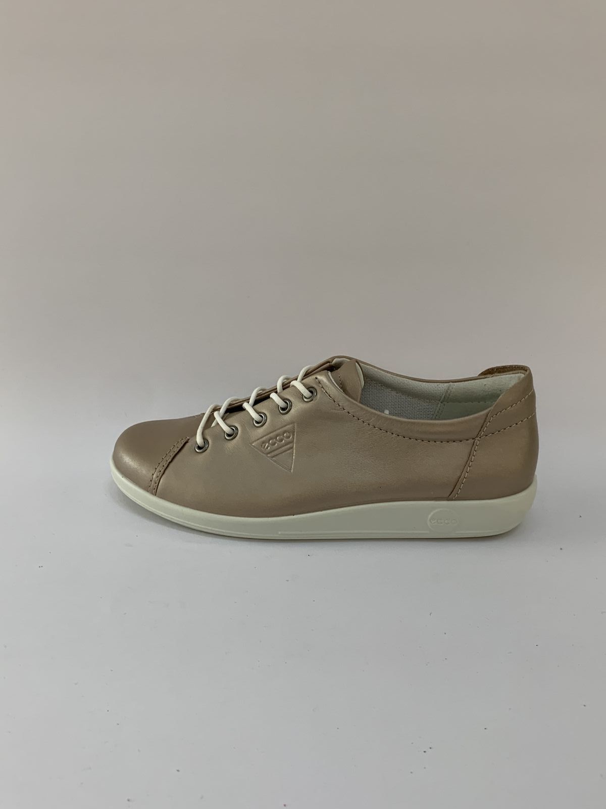 Ecco Sneaker Platina dames (Mol.Soft Champagne - 206503) - Schoenen Luca