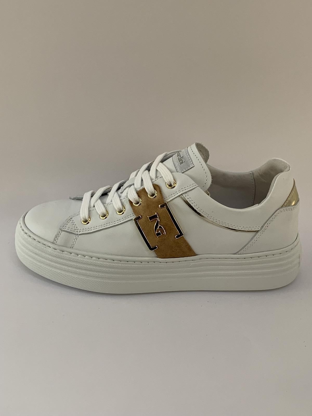 Nero Giardini Sneaker Wit+kleur dames (Trainer Logo Gesp - 8132) - Schoenen Luca