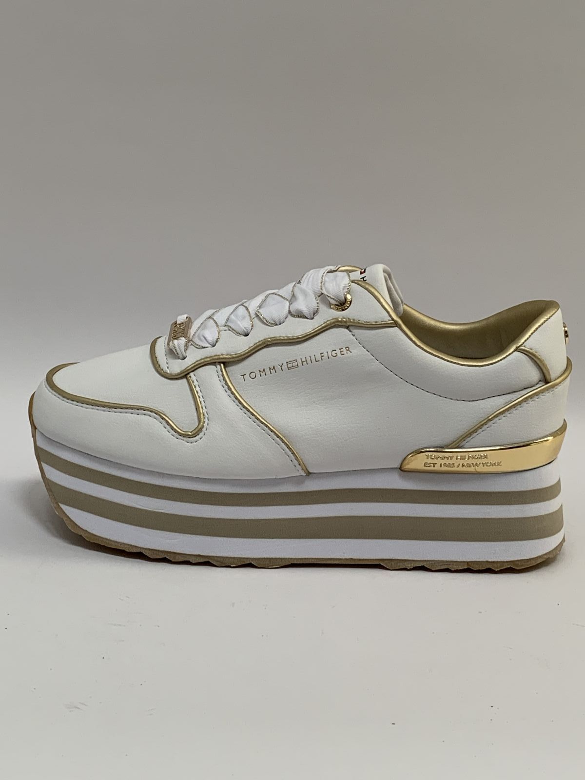 Tommy Hilfiger Sneaker Wit dames (Runner Plateau Wit - 04699) - Schoenen Luca